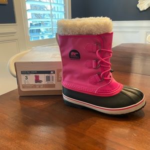 Sorel kids snow boots